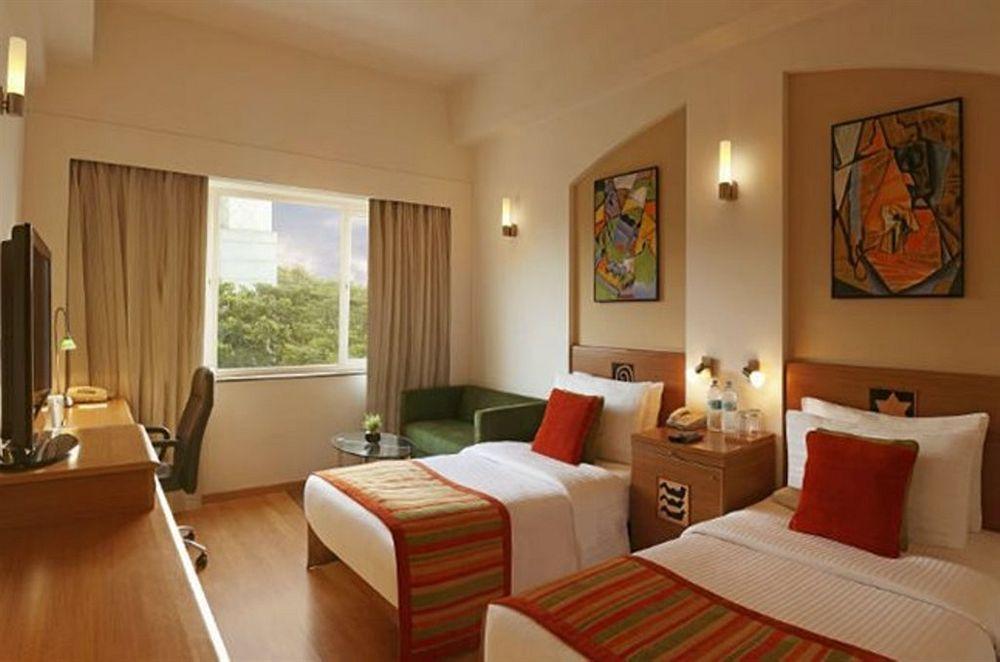 Lemon Tree Hotel Hinjewadi Pune Hinjawadi Esterno foto