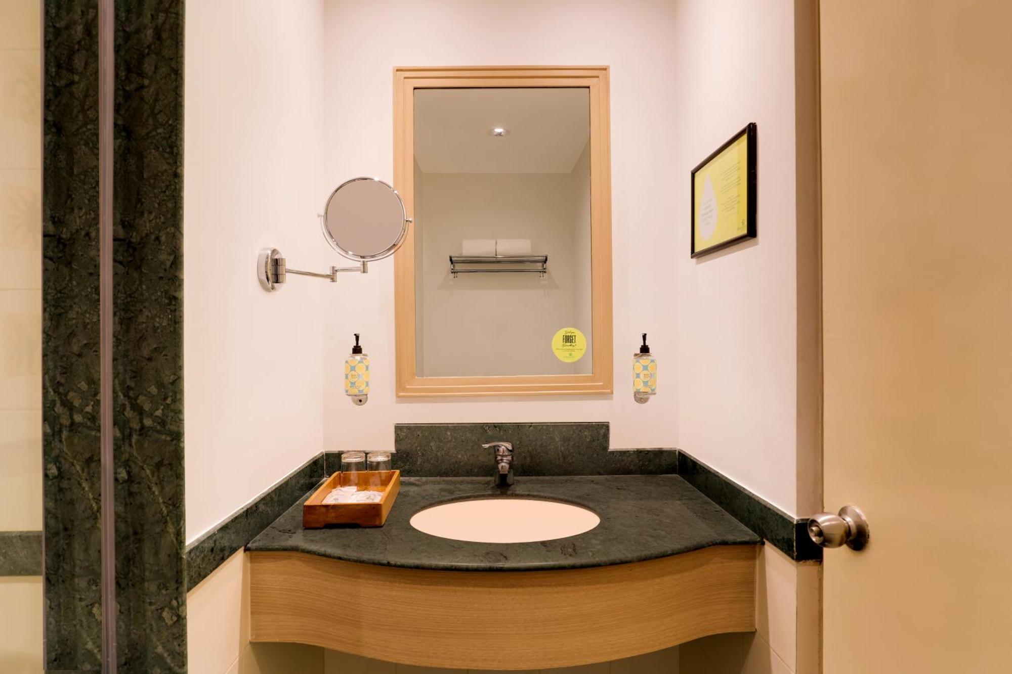 Lemon Tree Hotel Hinjewadi Pune Hinjawadi Esterno foto