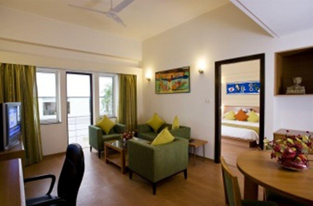 Lemon Tree Hotel Hinjewadi Pune Hinjawadi Esterno foto